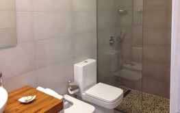 Blaumar apartamentos con baño reformado